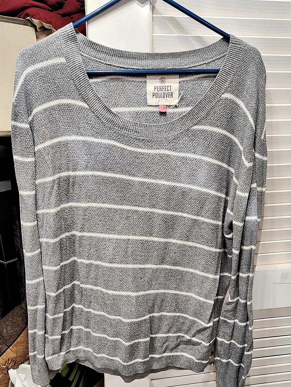 Perfect Pullover Striped Crewneck in Gray & White Size XL Like New